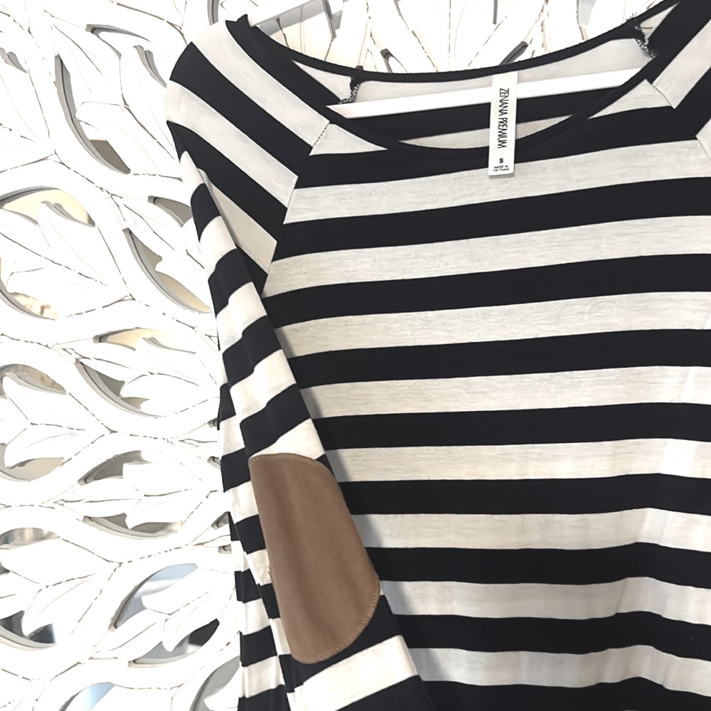 👢🦓 Zenana Premium Striped Top with Elbow